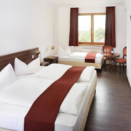 Hotel Marc Aurel Petronell Εξωτερικό φωτογραφία