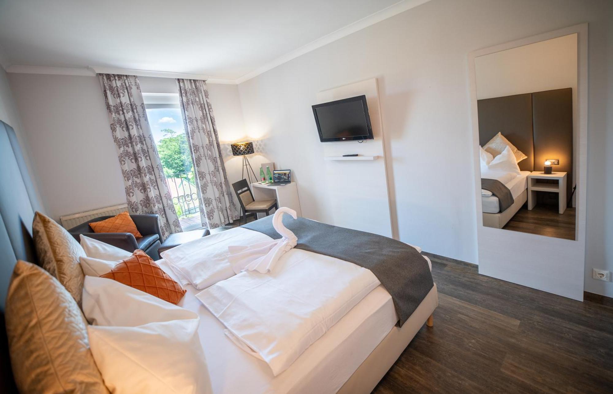 Hotel Marc Aurel Petronell Εξωτερικό φωτογραφία